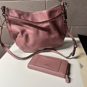 Coach shoulder/Crossbody Like New AND WALLET